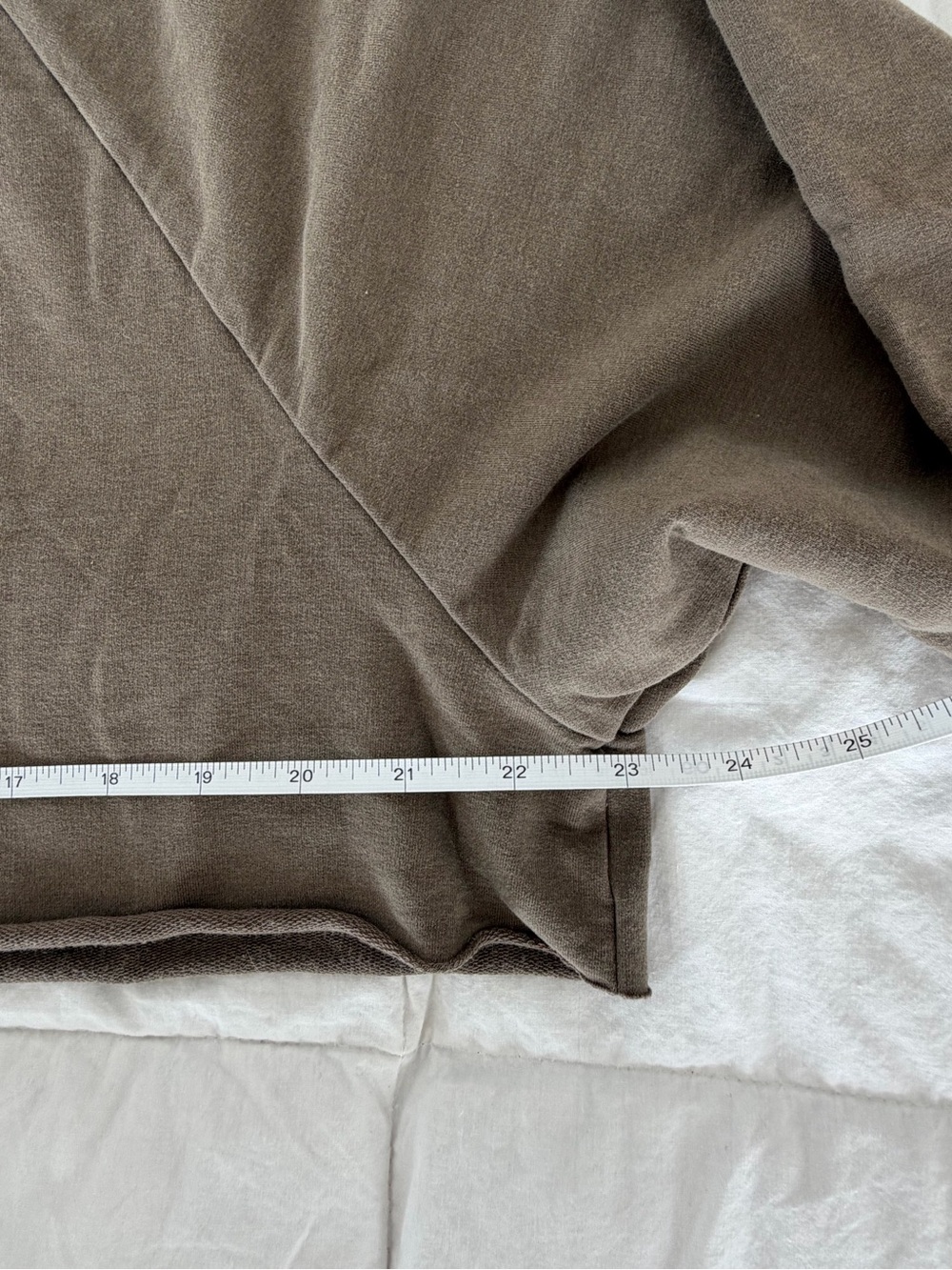 Alo Double Take Pullover cropped raw hem long sleeve in olive branch - Picture 8 of 9